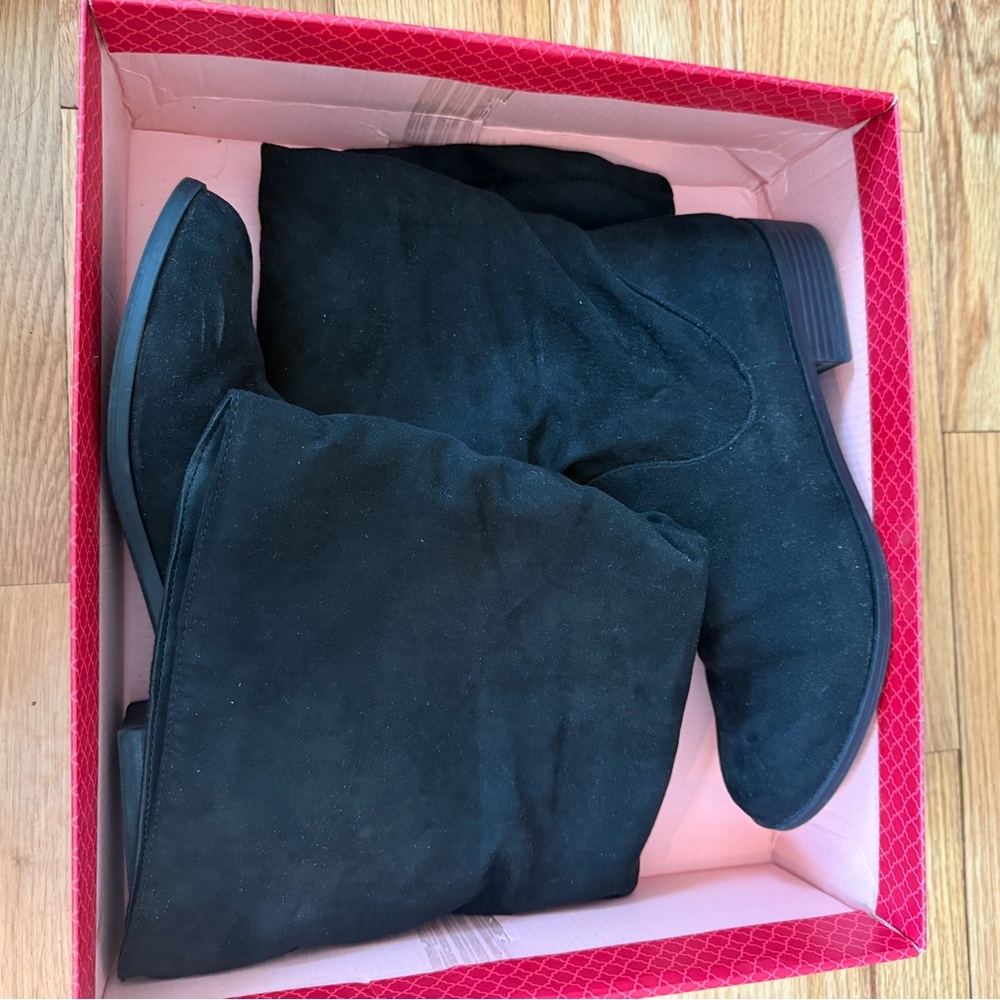 Kelly & Katie Black Heeled Boots